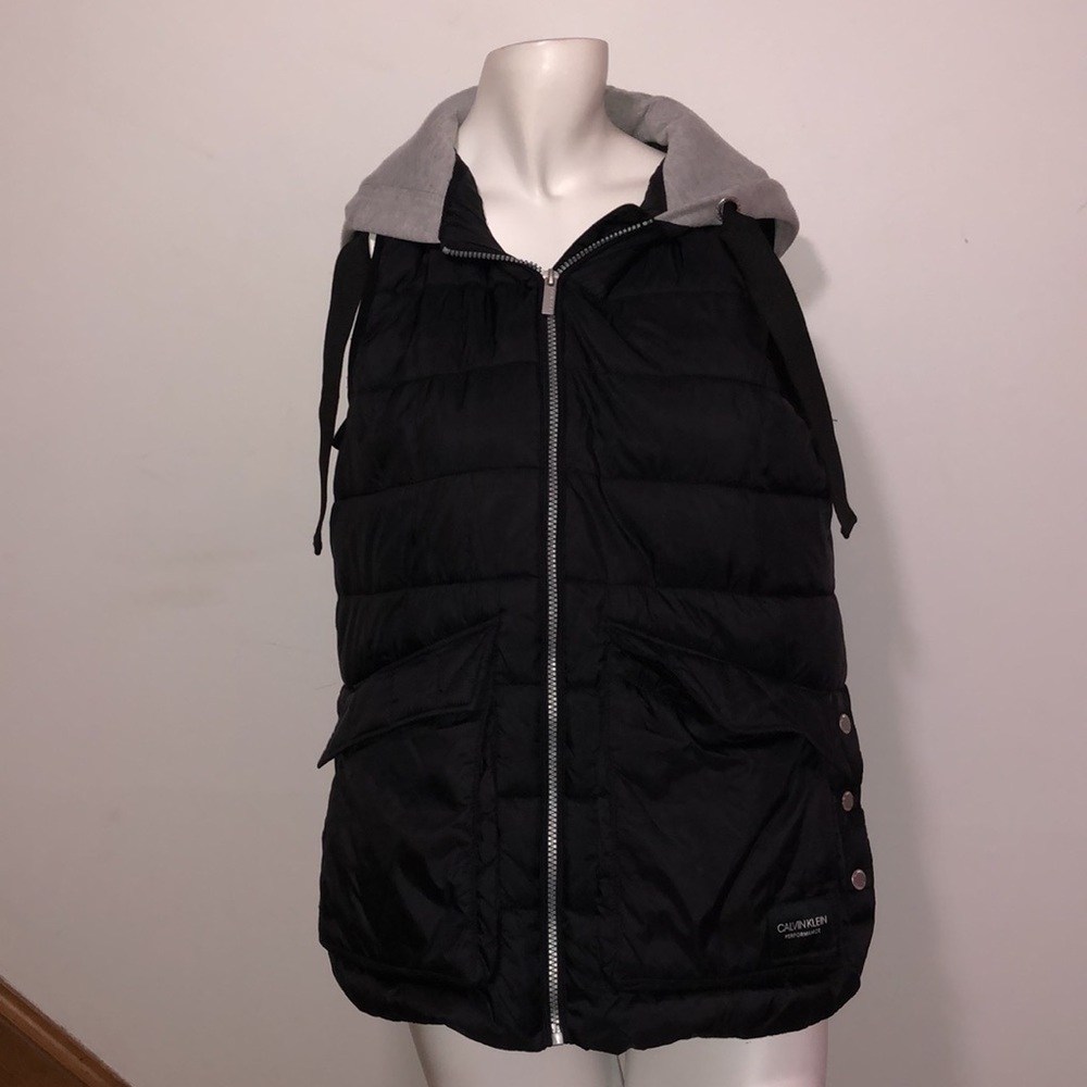 CALVIN KLEIN VEST